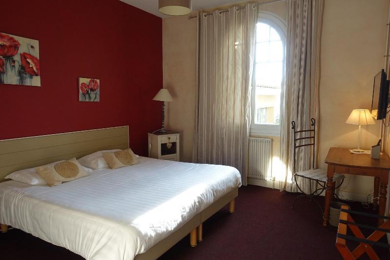 Hotel Le Grain De Sable Ares Ngoại thất bức ảnh